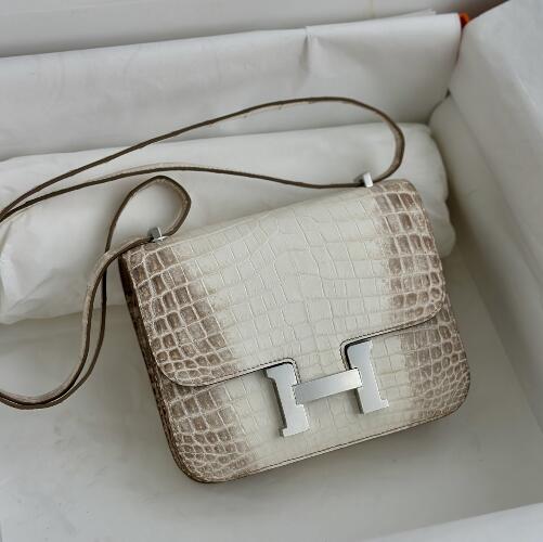 【エルメス HERMES】コンスタンス19 ヒマラヤ ホワイト ロコダイル シルバー金具(100%手縫い)